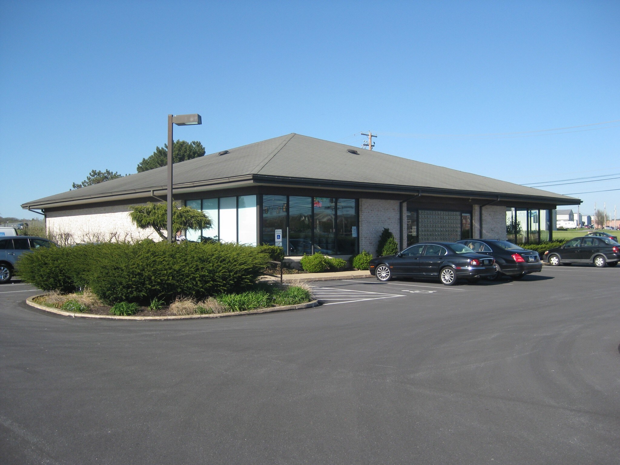 101 W Airport Rd, Lititz, PA for sale Building Photo- Image 1 of 1