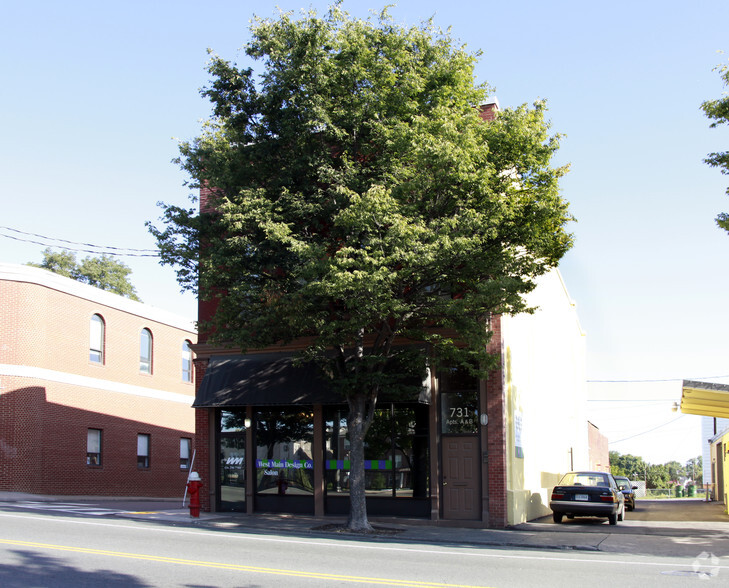 731 W Main St, Charlottesville, VA for sale - Building Photo - Image 2 of 2