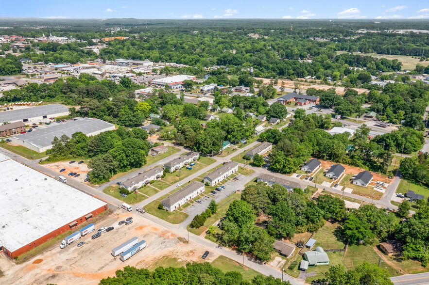 400 16th Pl, Opelika, AL for sale - Building Photo - Image 3 of 37