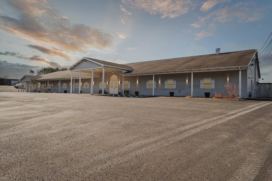 13259 US Route 422, Kittanning, PA for sale - Primary Photo - Image 1 of 1