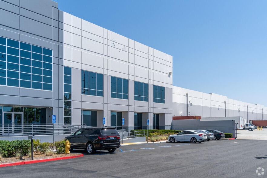 2358 Cottonwood Ave, Riverside, CA for lease - Building Photo - Image 3 of 11