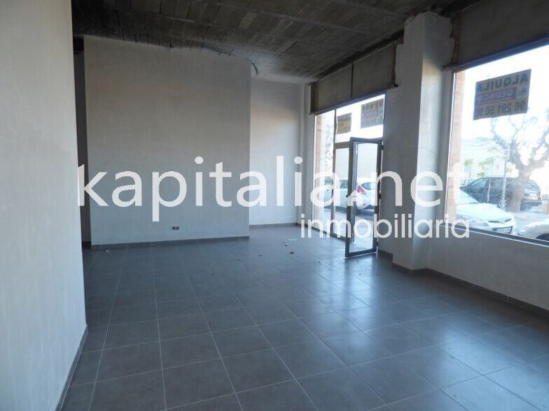 Retail in Ontinyent, Valencia for sale - Building Photo - Image 2 of 4