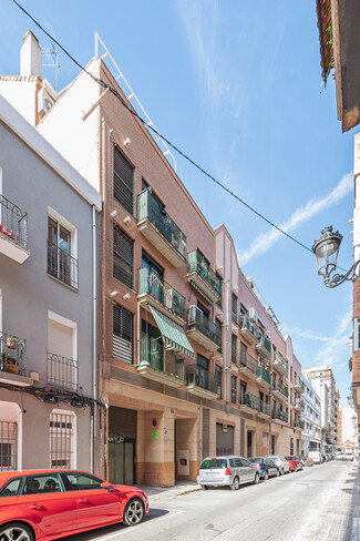 More details for Carrer Médico Esteve, 12, València - Multifamily for Sale