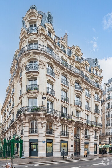 35-37 Rue Beaubourg, Paris for lease - Primary Photo - Image 1 of 13