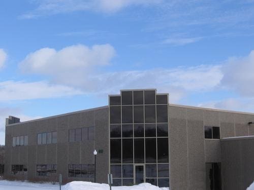 610 Whitetail Blvd, River Falls, WI for sale - Building Photo - Image 2 of 15