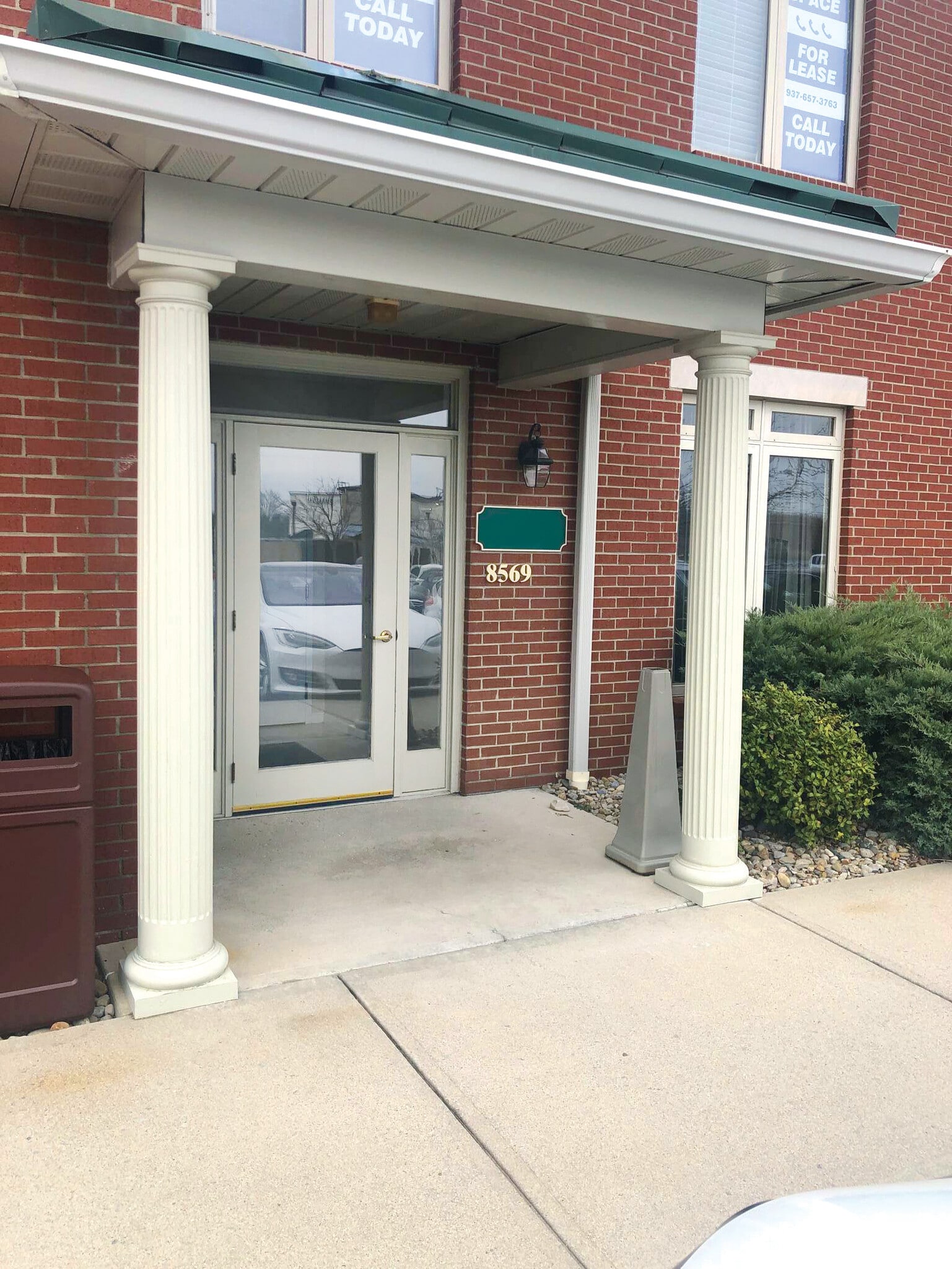 8563 S Mason Montgomery Rd, Mason, OH for lease Building Photo- Image 1 of 7