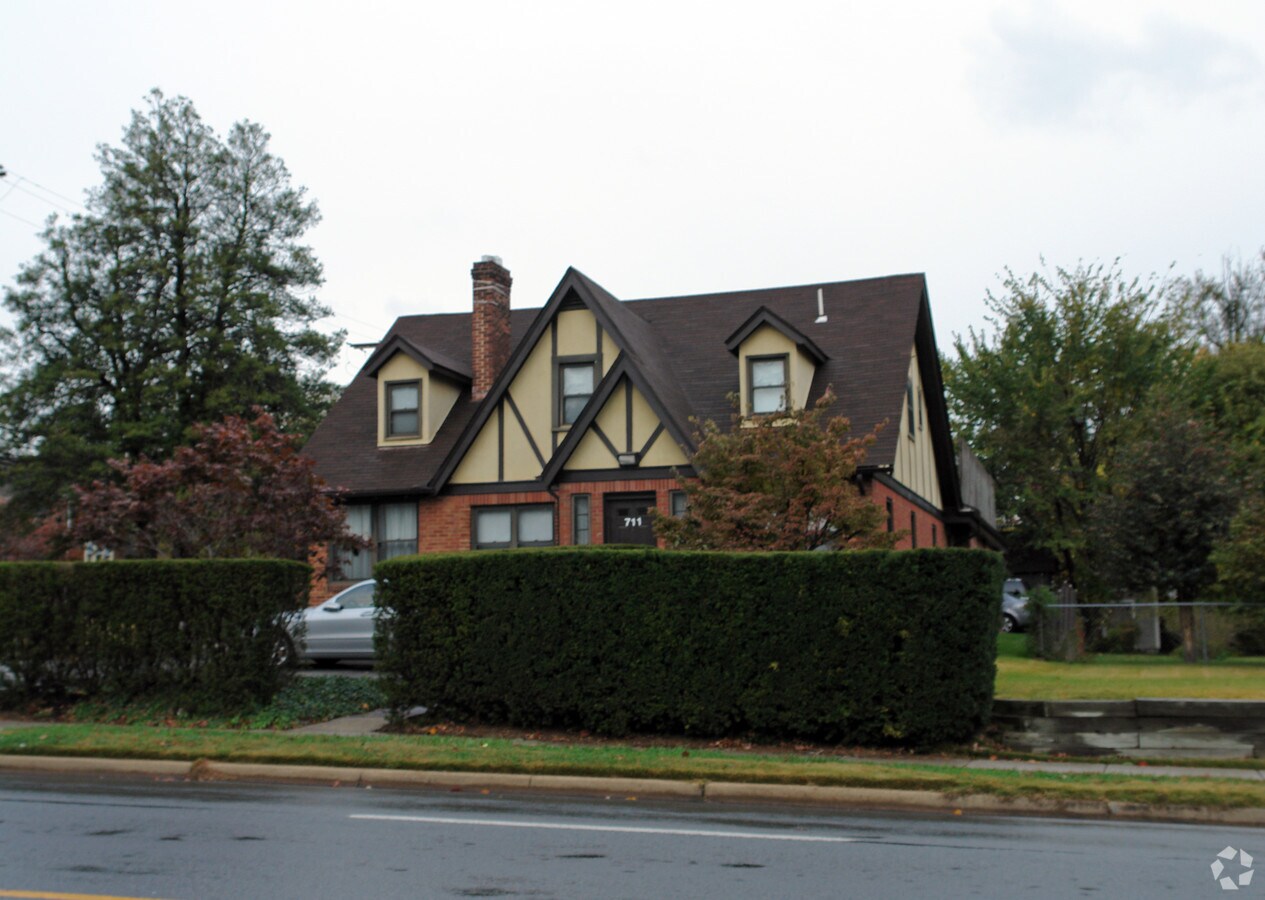 View Photo