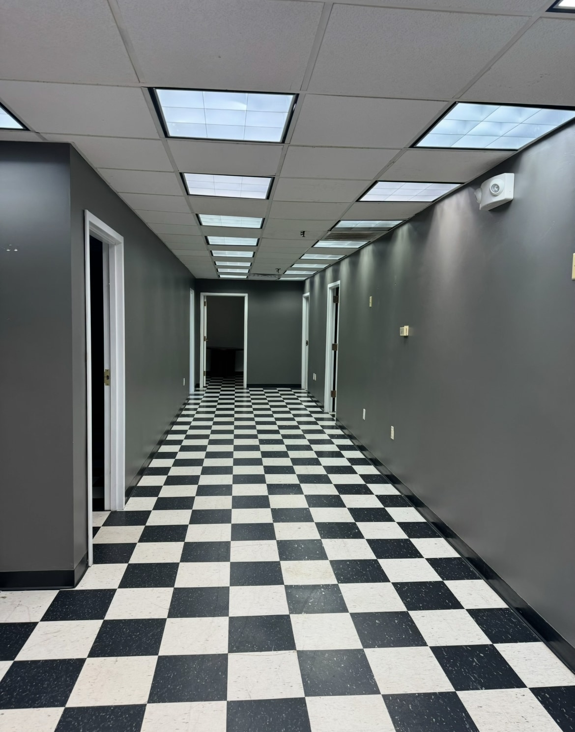 6 Kiddie Dr, Avon, MA for lease Building Photo- Image 1 of 4