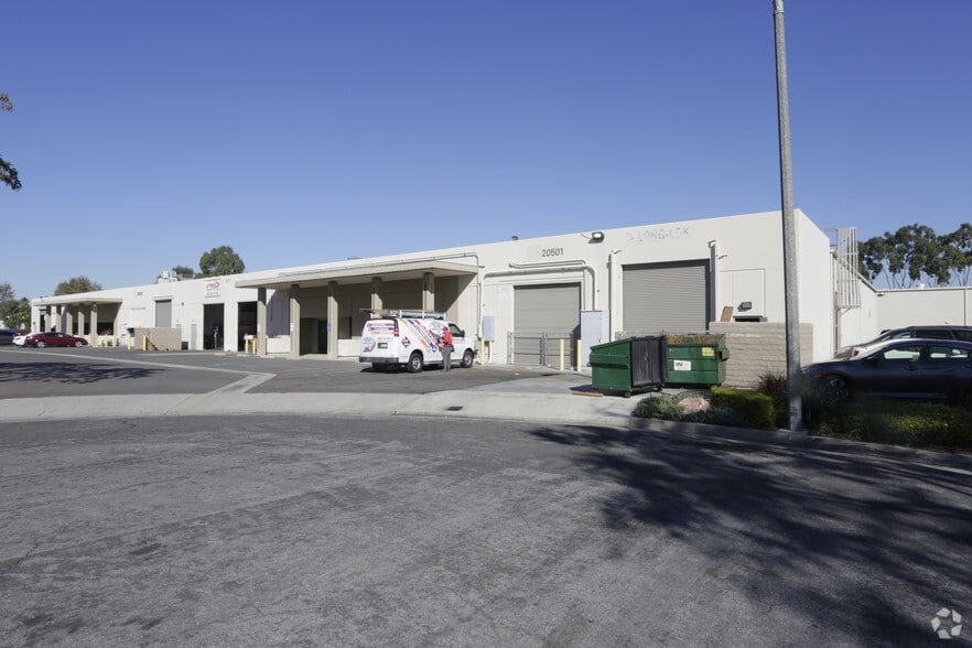20501-20507 Belshaw Ave, Carson, CA for lease - Primary Photo - Image 1 of 13