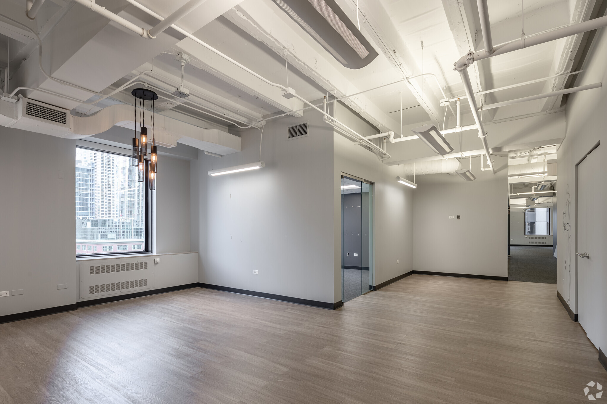 205 W Wacker Dr, Chicago, IL for sale Interior Photo- Image 1 of 6