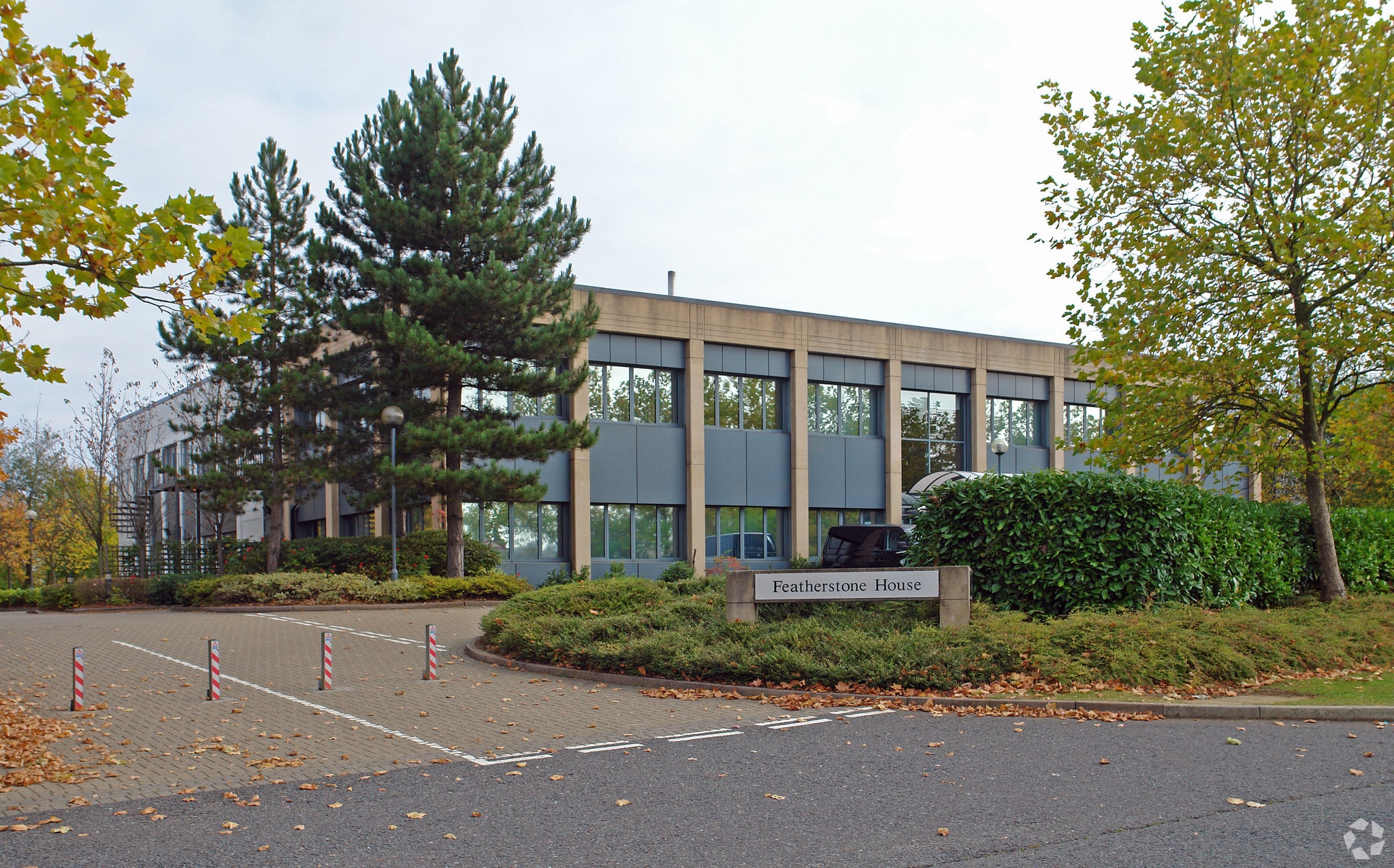 Featherstone Rd, Milton Keynes for sale Primary Photo- Image 1 of 1