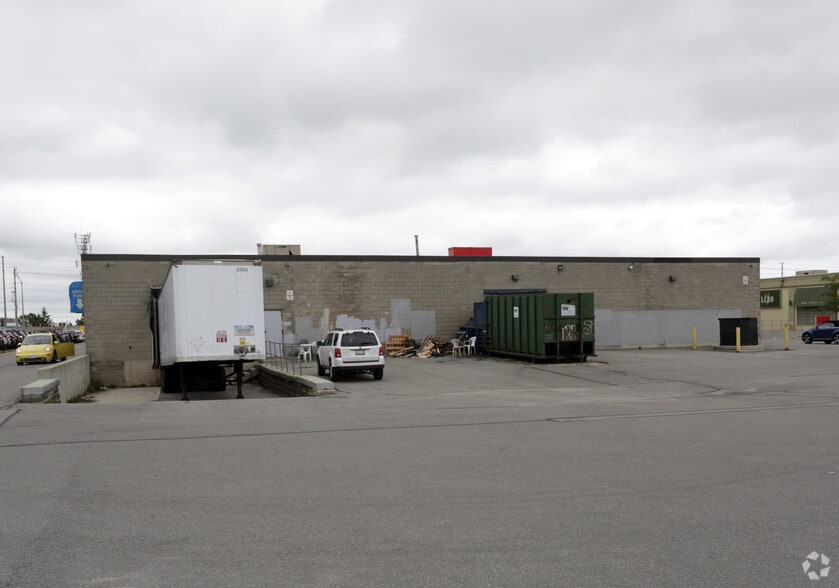544 Bayfield St, Barrie, ON for lease - Building Photo - Image 2 of 4