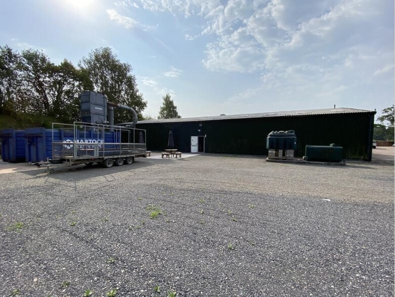 Talewater, Exeter for lease - Primary Photo - Image 1 of 1