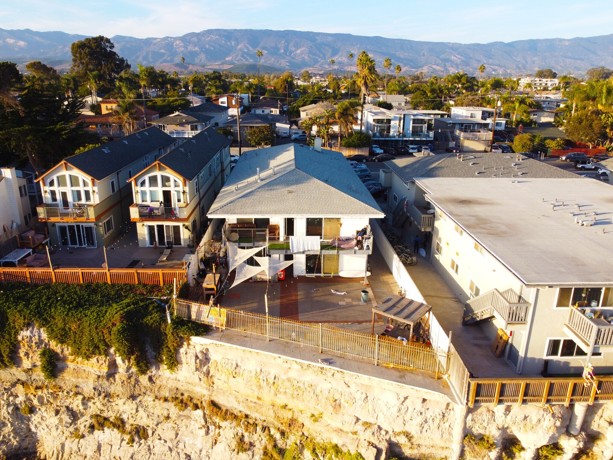 6625 Del Playa Dr, Goleta, CA 93117