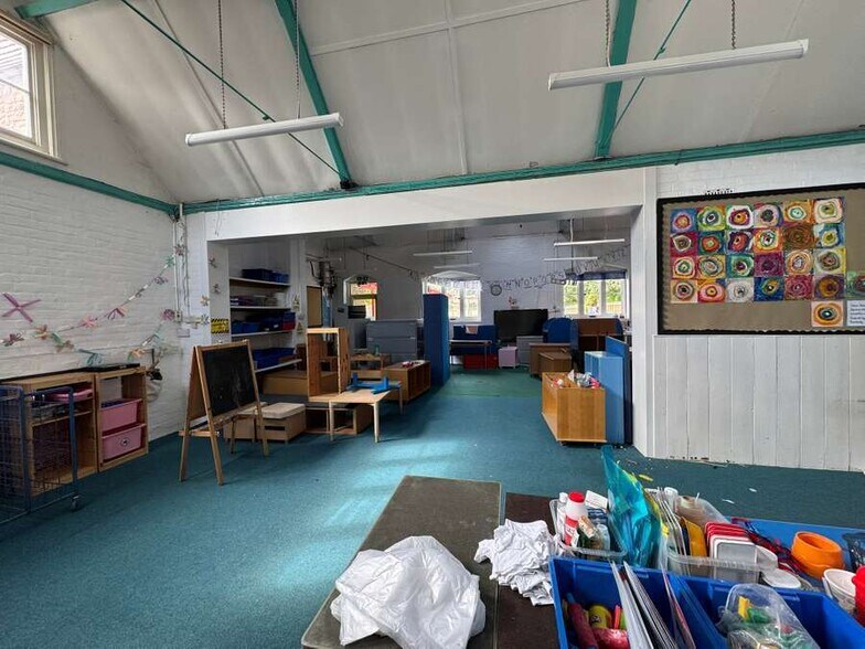 Shackleford Rd, Godalming for sale - Building Photo - Image 2 of 9