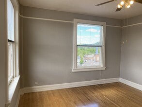 306 W Main St, Frankfort, KY for lease Interior Photo- Image 2 of 3