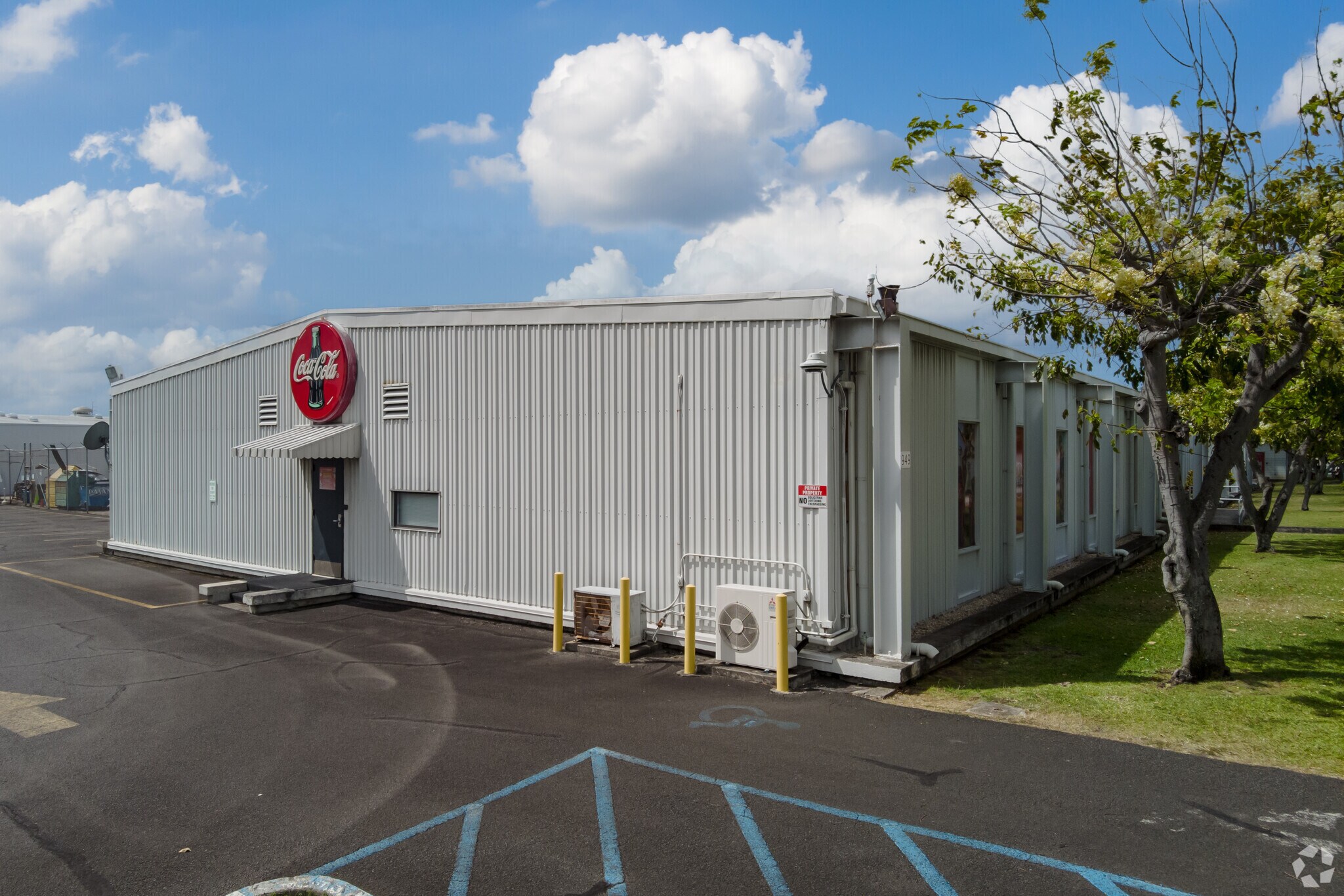 949 Mapunapuna Street Honolulu, HI for Sale