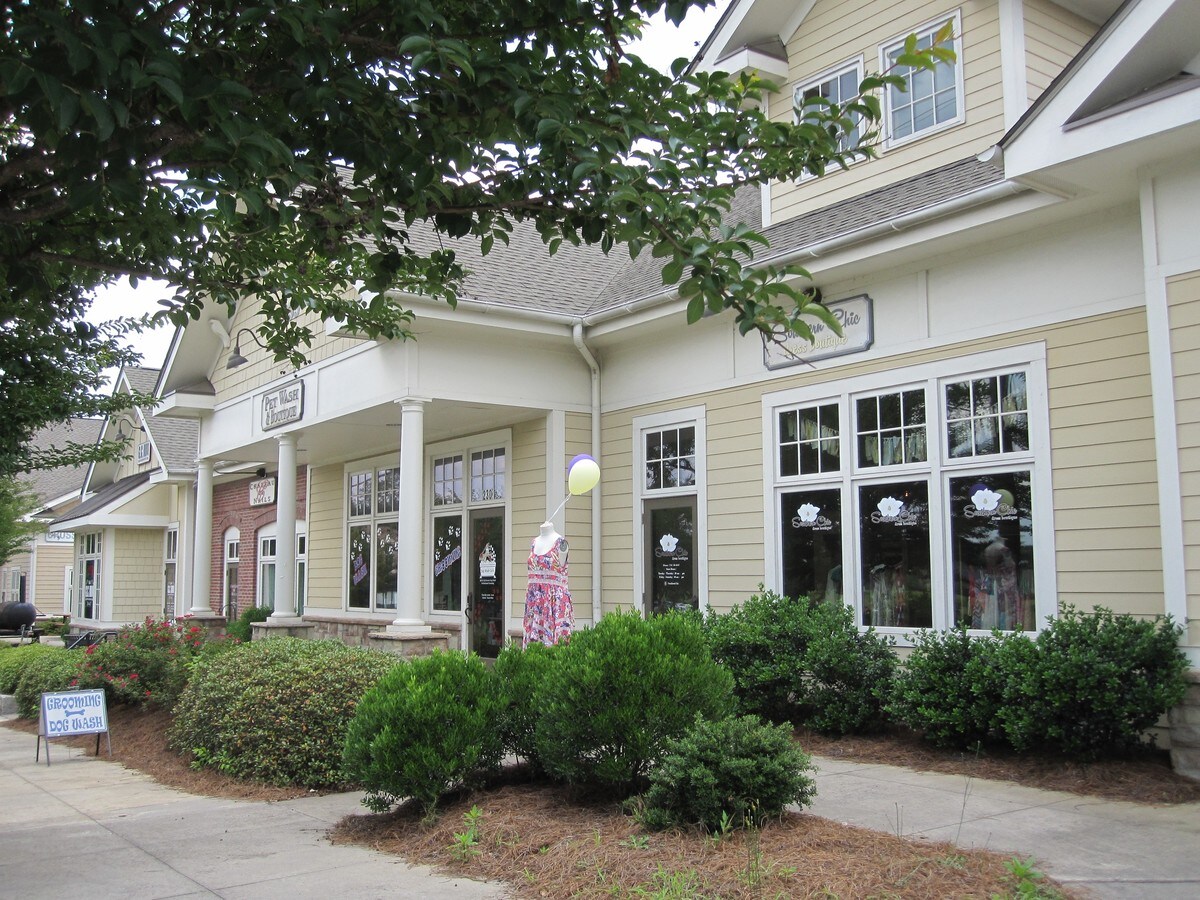 12635 Crabapple Rd, Alpharetta, GA 30004