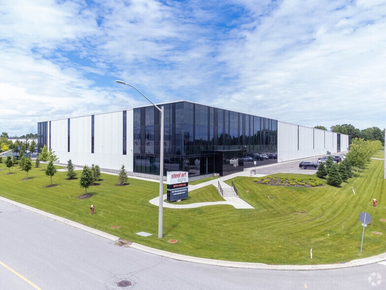 130 Performance Dr, Richmond Hill, ON for lease - Building Photo - Image 2 of 5