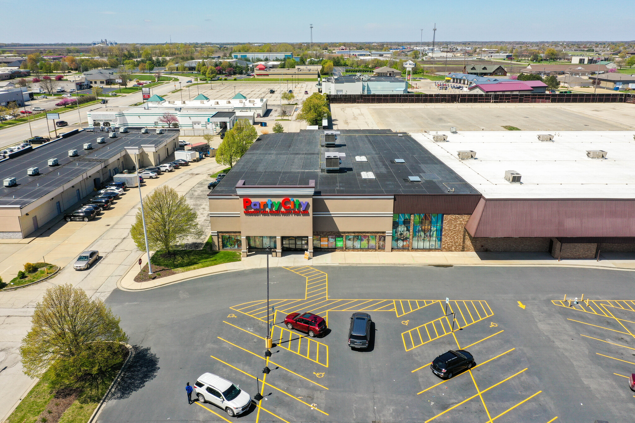 3329 S Veterans Pkwy, Springfield, IL 62704 - Retail for Sale | LoopNet.com