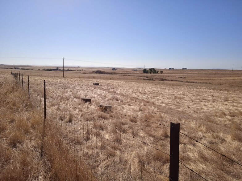 Land in Sierra de Fuentes for sale - Building Photo - Image 2 of 3