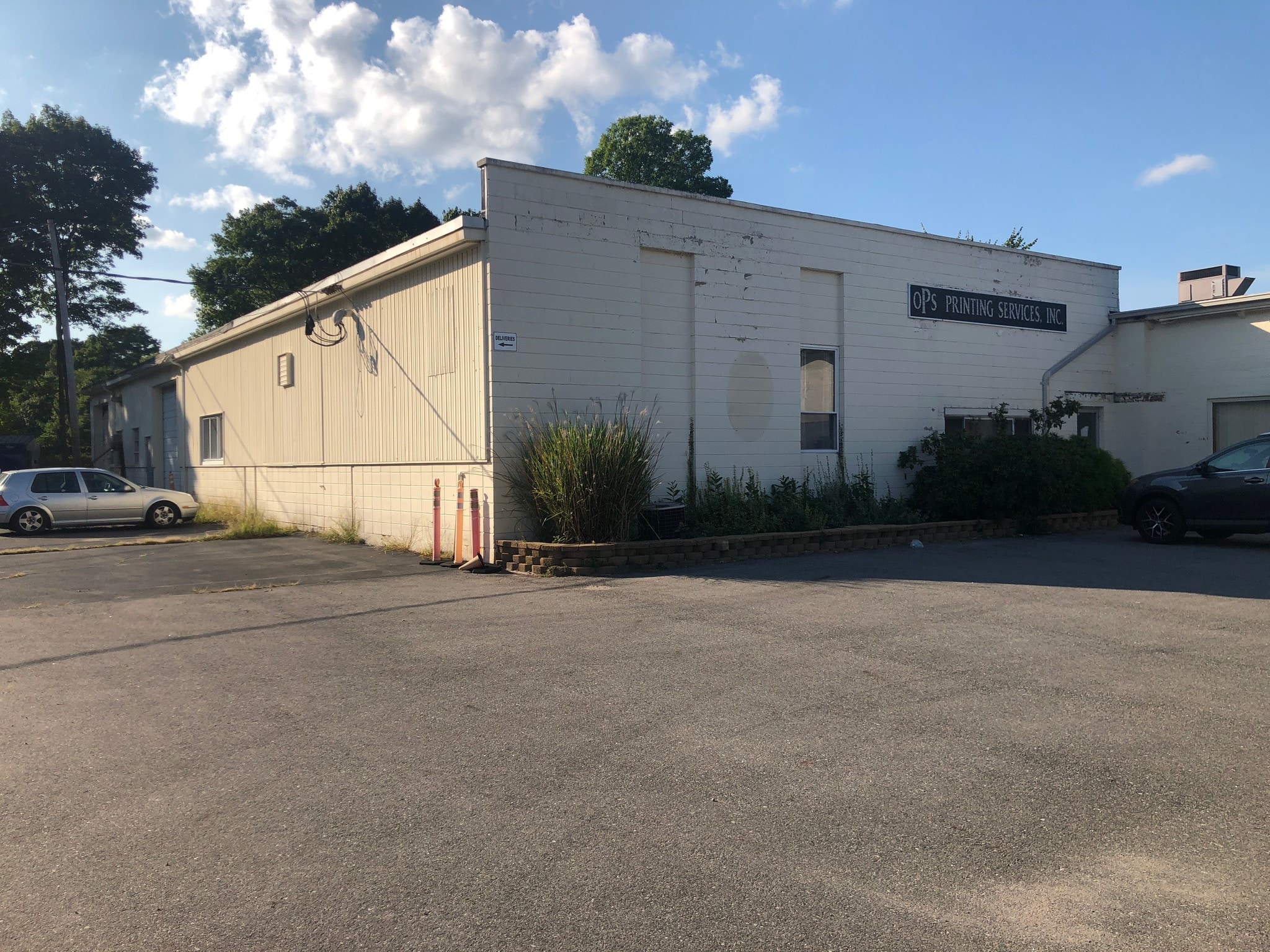 93 S Washington St, North Attleboro, MA 02760