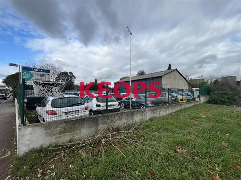 Vente Local d'activités 270 m² - Photo 1