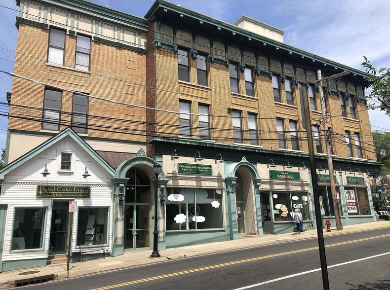 299-305 Main St, Port Washington, NY for sale - Building Photo - Image 1 of 8