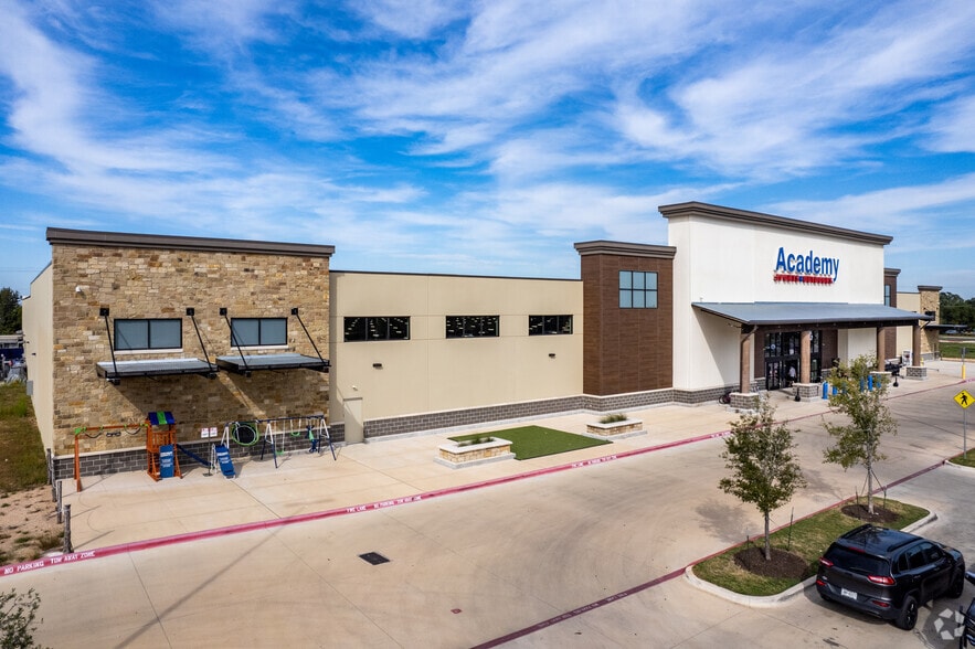 1310 University Ave W, Georgetown, TX for sale - Primary Photo - Image 1 of 1