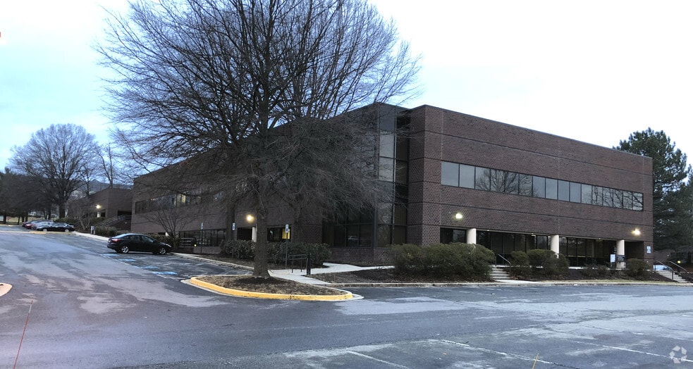 901-999 Brightseat Rd, Landover, MD for lease - Primary Photo - Image 1 of 16