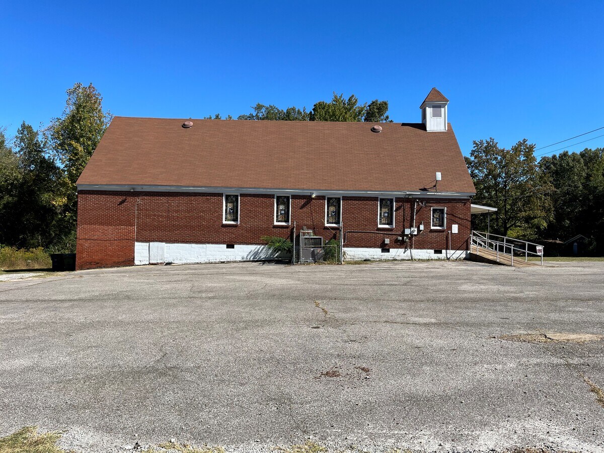 2186 Hawkins Mill Rd, Memphis, TN 38127