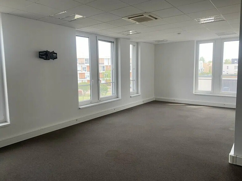 Office in Strasbourg for sale - Interior Photo - Image 2 of 9