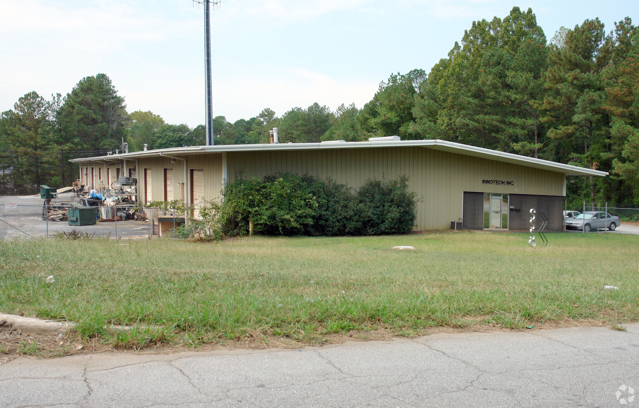 1775 Columbia Pl, Decatur, GA for lease Primary Photo- Image 1 of 3