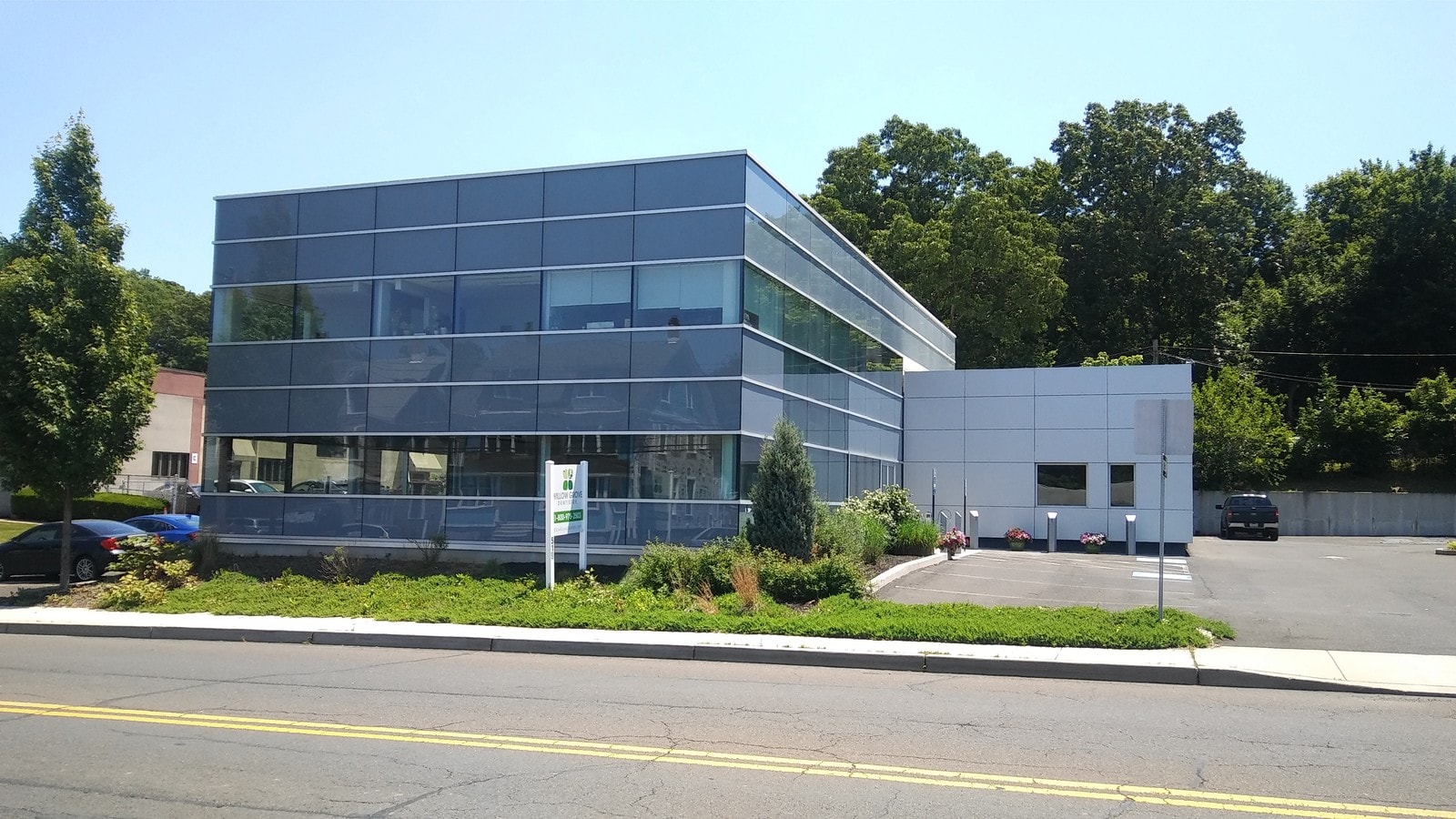 519 Davisville Rd, Willow Grove, PA 19090