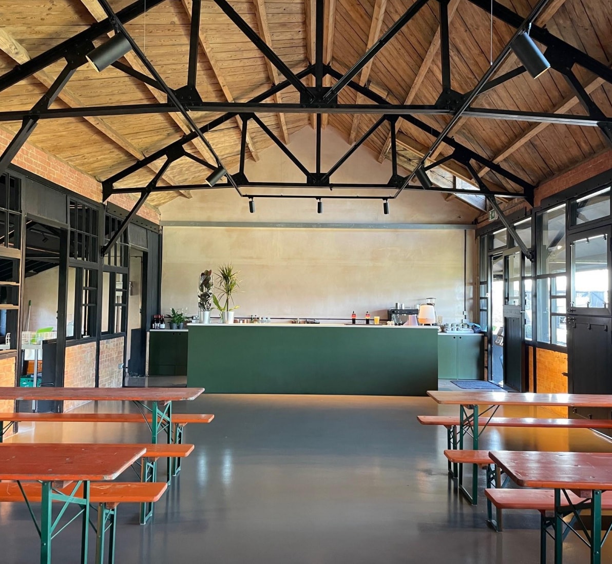 The Old Racecourse, Lewes for lease Interior Photo- Image 1 of 2