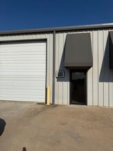 5815 Acton Cir, Granbury, TX for lease Building Photo- Image 1 of 10