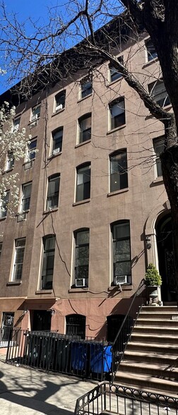 114 E 37th St, New York, NY for sale - Primary Photo - Image 1 of 28