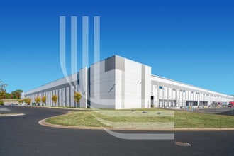 10137 Horton Rd, Charlotte, NC for lease Interior Photo- Image 1 of 7