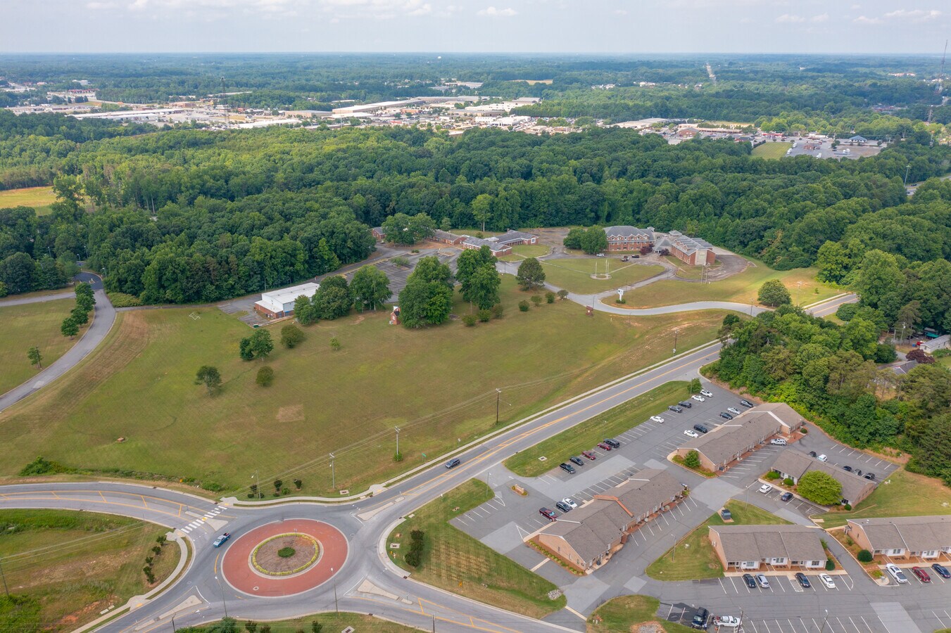 900 E Mountain St, Kernersville, NC 27284