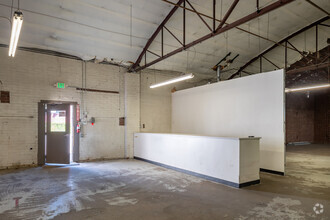 401 Park Ave W, Denver, CO for lease Interior Photo- Image 1 of 7