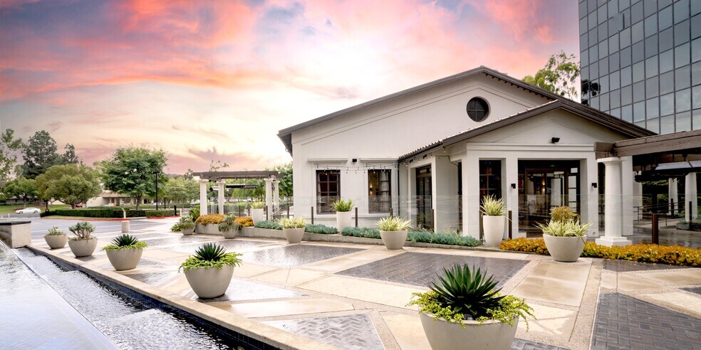 18420 Von Karman Ave, Irvine, CA for sale - Building Photo - Image 1 of 1