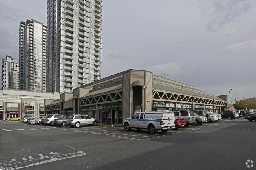 Coquitlam Square portfolio of 2 properties for sale on LoopNet.com - Primary Photo - Image 1 of 2