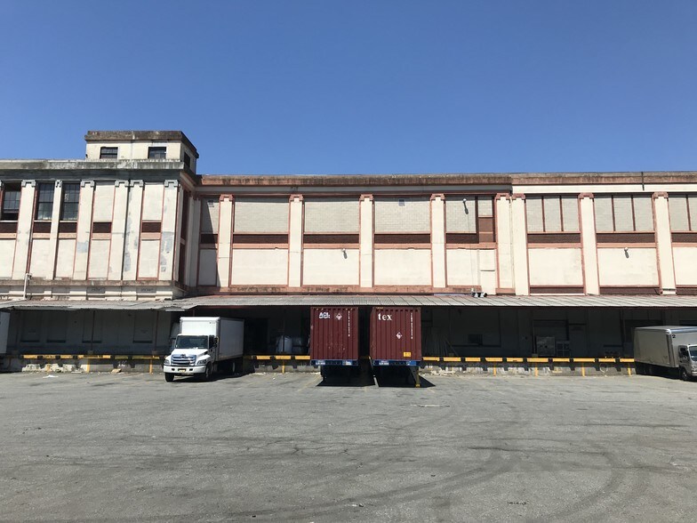 320-360 Elizabeth Ave, Newark, NJ for sale - Primary Photo - Image 1 of 1