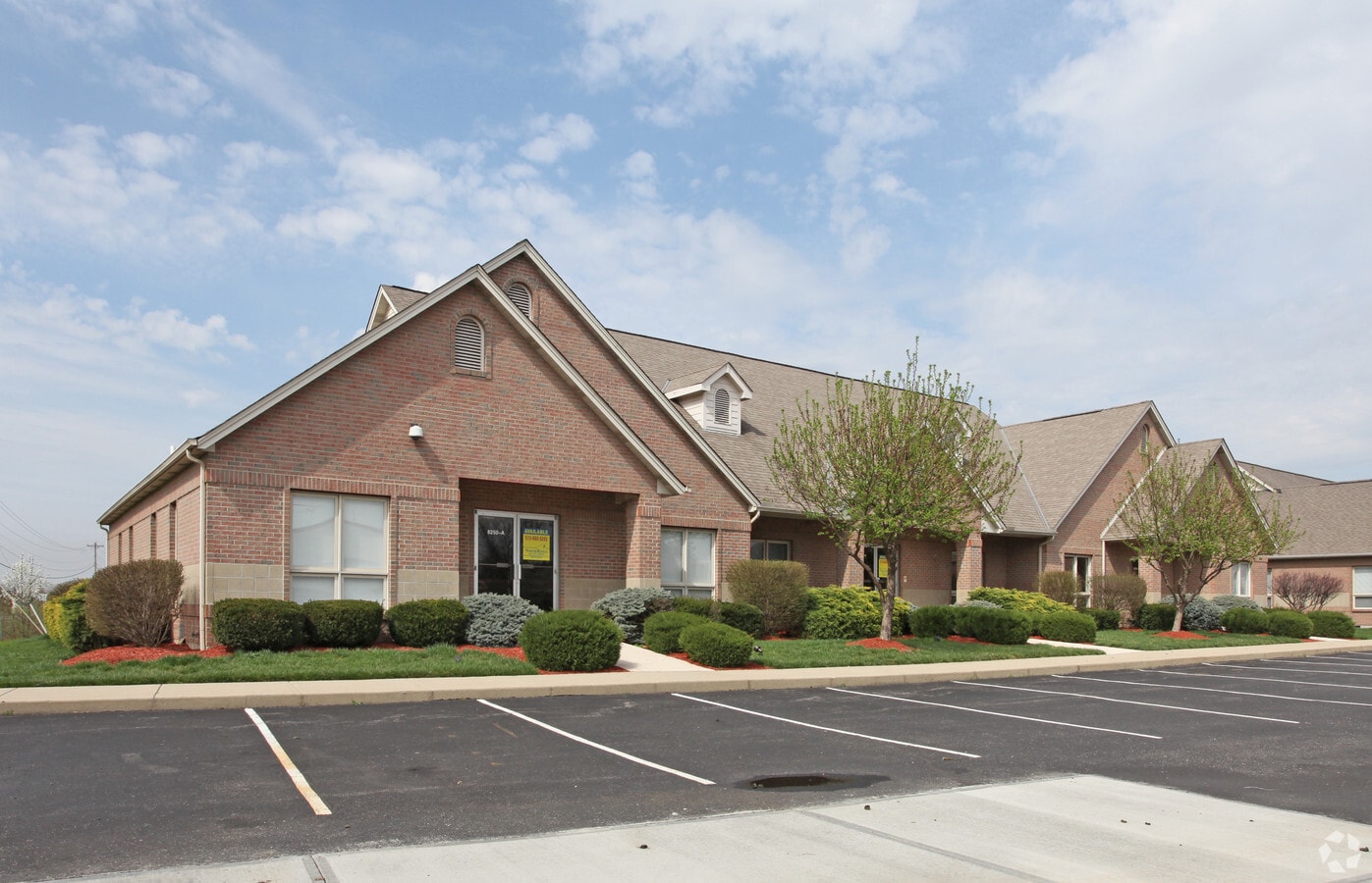 8250 Beckett Park Dr, West Chester, OH 45069