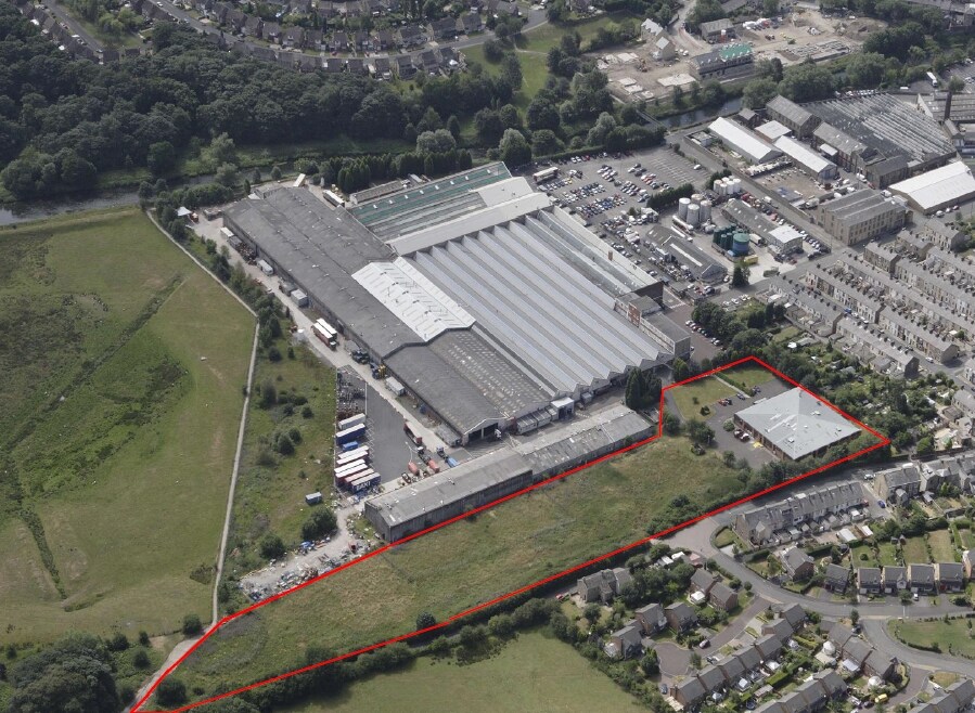 Grove Ln, Burnley, BB12 8DF