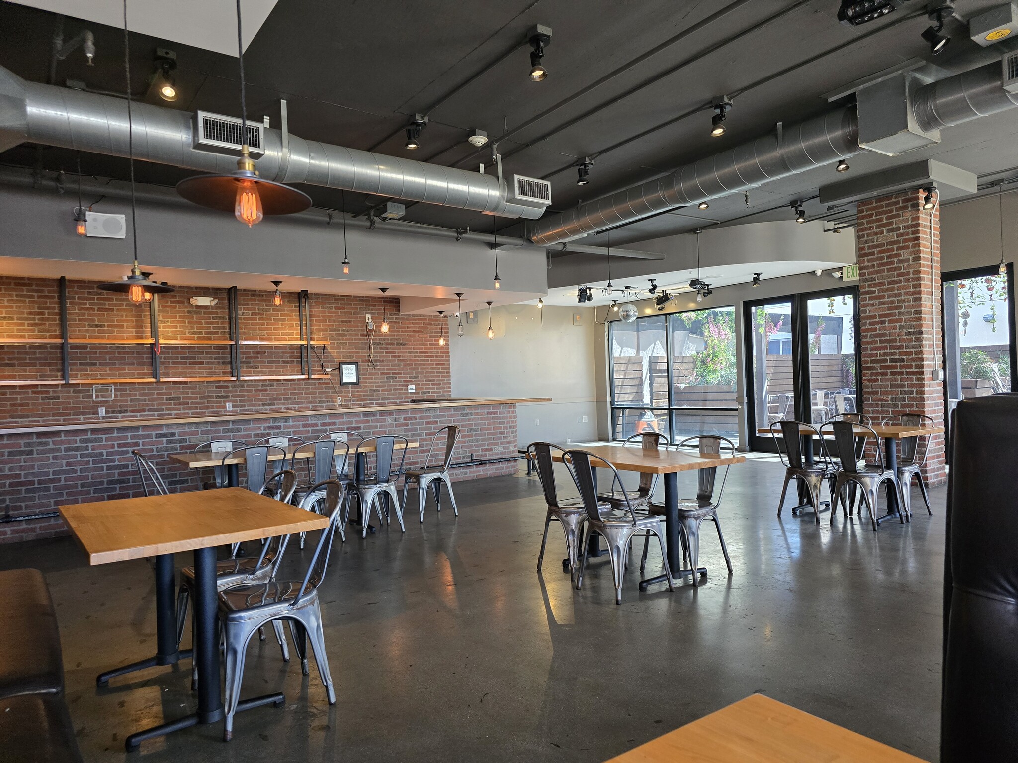 227 W Valley Blvd, San Gabriel, CA for lease Interior Photo- Image 1 of 7