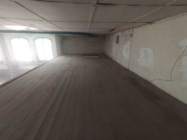 Multifamily in Vilanova i la Geltrú, Barcelona for sale - Interior Photo - Image 3 of 7