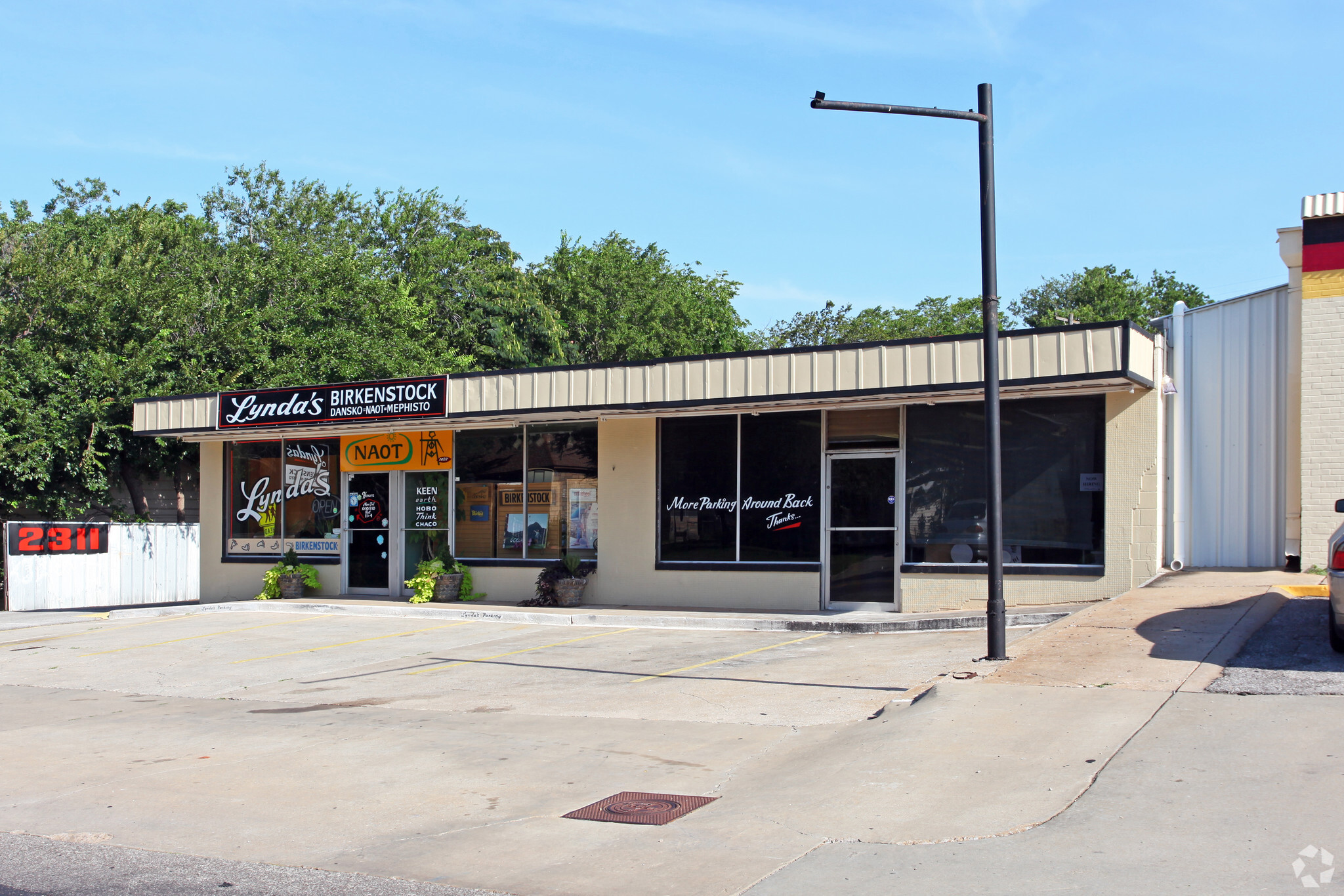 2311 NW 36th St, Oklahoma City, OK for lease Primary Photo- Image 1 of 3