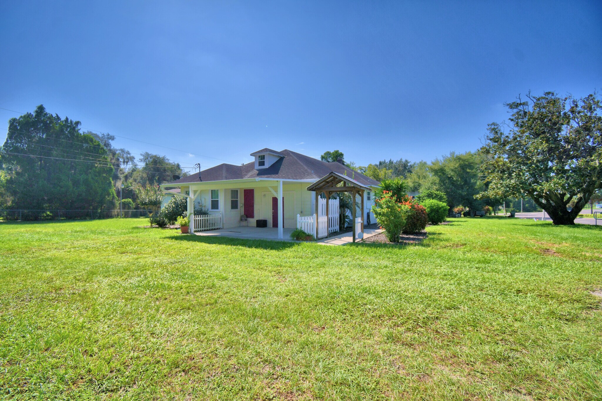 1070 S Lake Shore Way, Lake Alfred, FL for sale Building Photo- Image 1 of 1