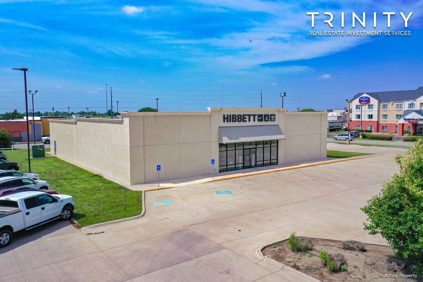 120 W 43rd St, Hays, KS 67601